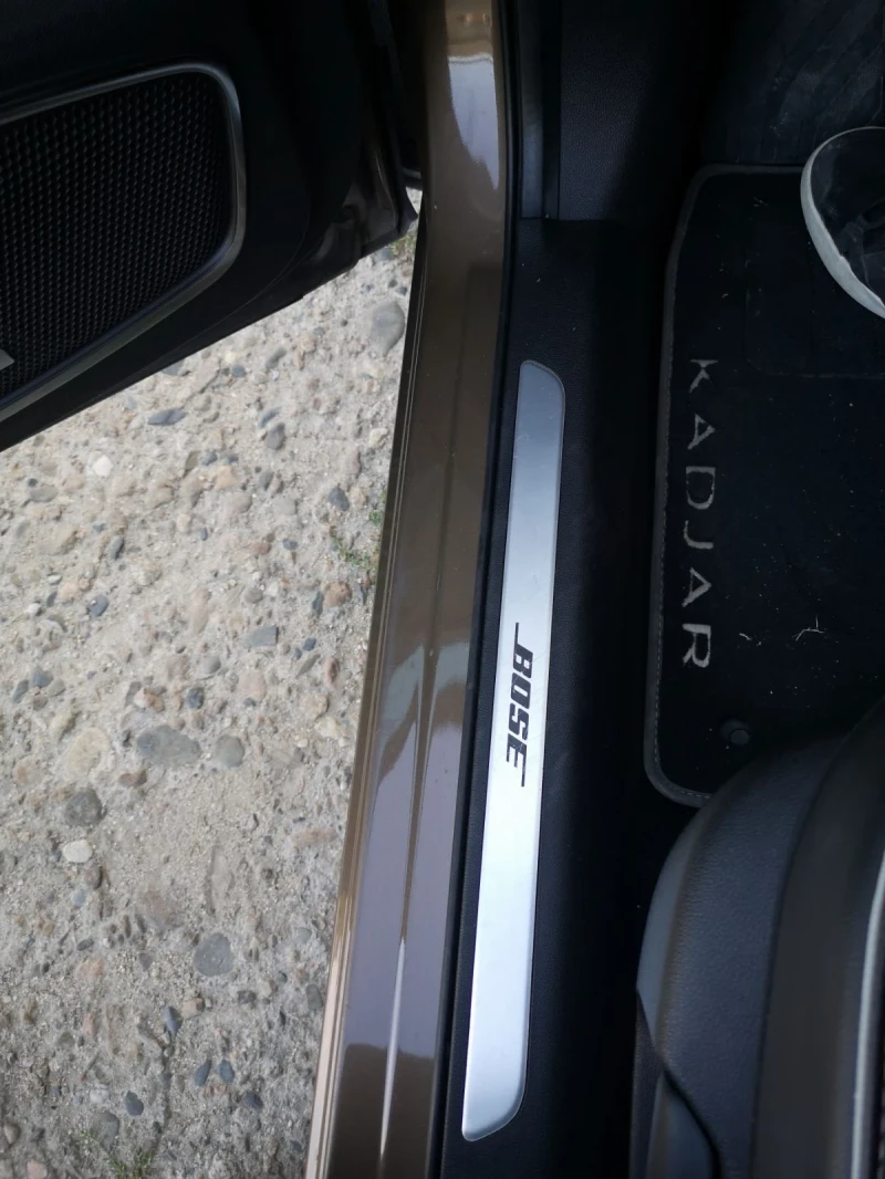 Renault Kadjar BOSE PANORAMA  1.6 85000 km 4x4, снимка 7 - Автомобили и джипове - 53032680