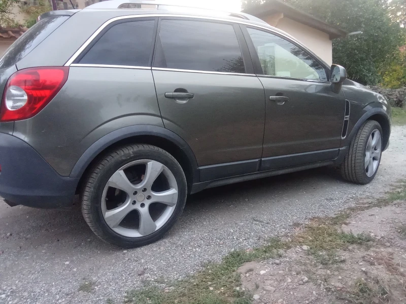 Opel Antara 2.4Газ-Бензин/4х4/НАПЪЛНО ОБСЛУЖЕН, снимка 5 - Автомобили и джипове - 52362793