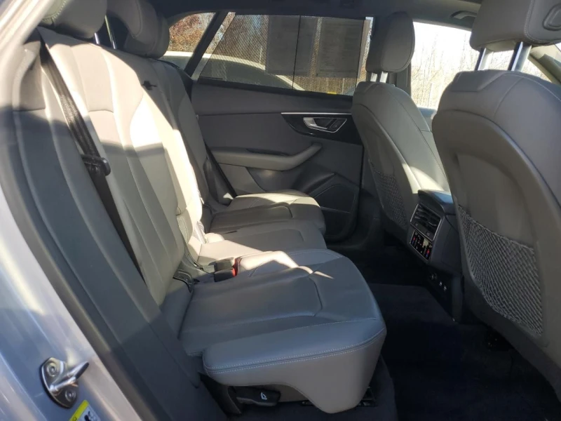 Audi Q8, снимка 11 - Автомобили и джипове - 52996563