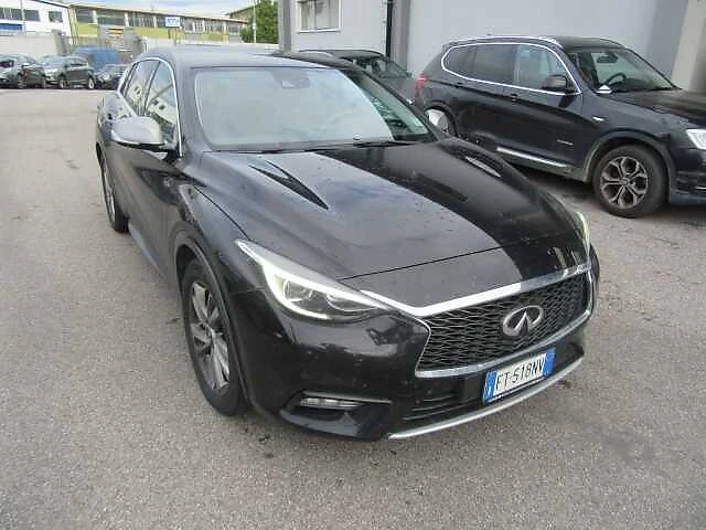 Infiniti Q30 PREMIUM/AUTO/PODGREV, снимка 3 - Автомобили и джипове - 47548232