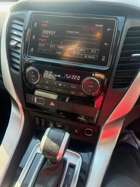 Mitsubishi Pajero sport, снимка 8 - Автомобили и джипове - 54153516