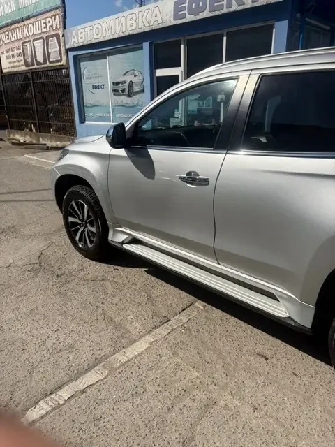 Mitsubishi Pajero sport, снимка 6 - Автомобили и джипове - 54153516