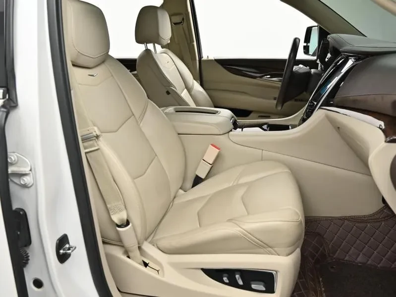 Cadillac Escalade 6.2 4Th Generation, снимка 10 - Автомобили и джипове - 55088751