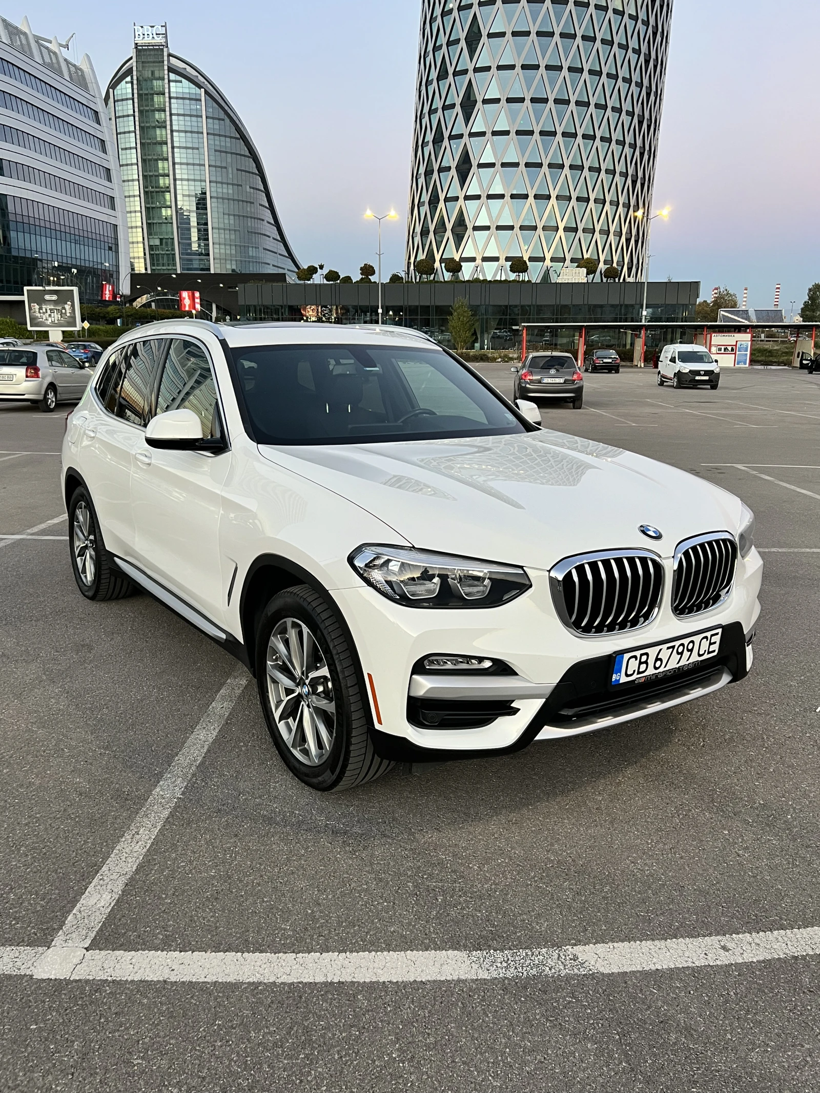 BMW X3 30i - изображение 7