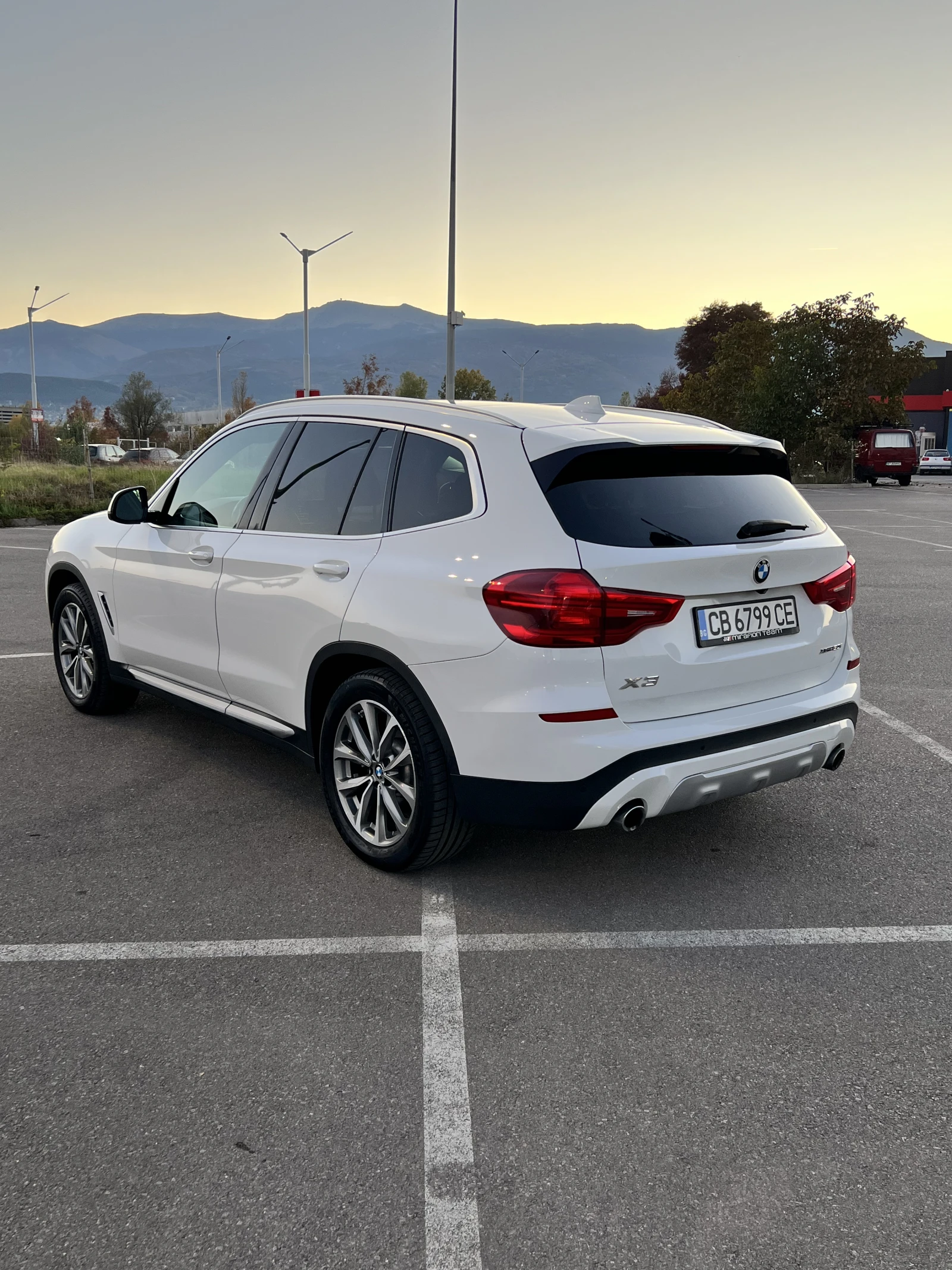 BMW X3 30i - изображение 4