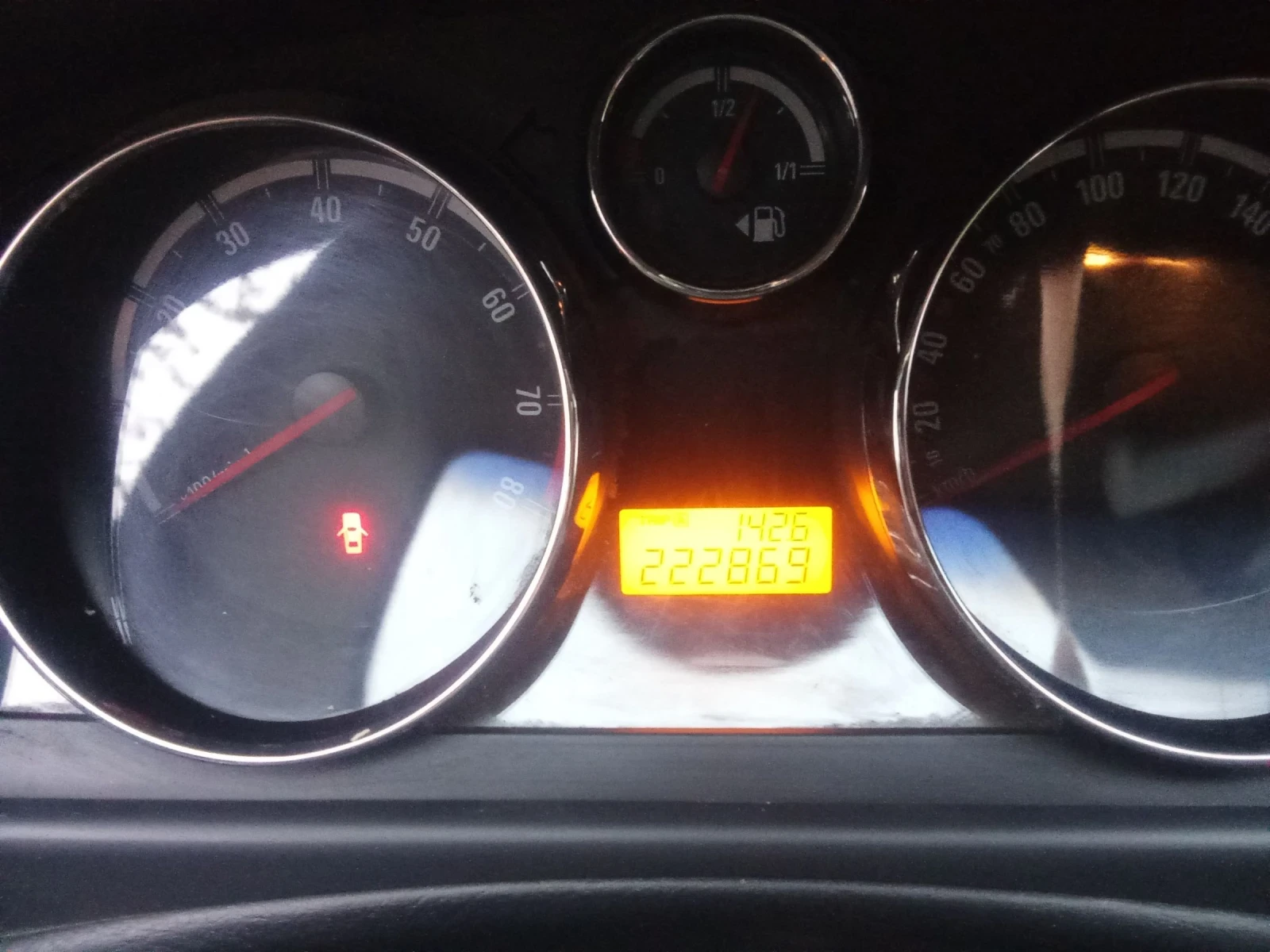 Opel Antara 2.4Газ-Бензин/4х4/НАПЪЛНО ОБСЛУЖЕН - изображение 10