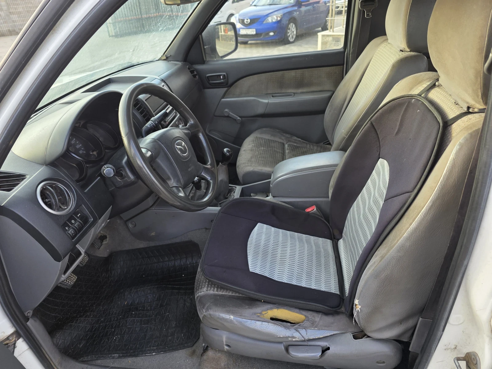 Mazda BT-50 2.5TD - изображение 7