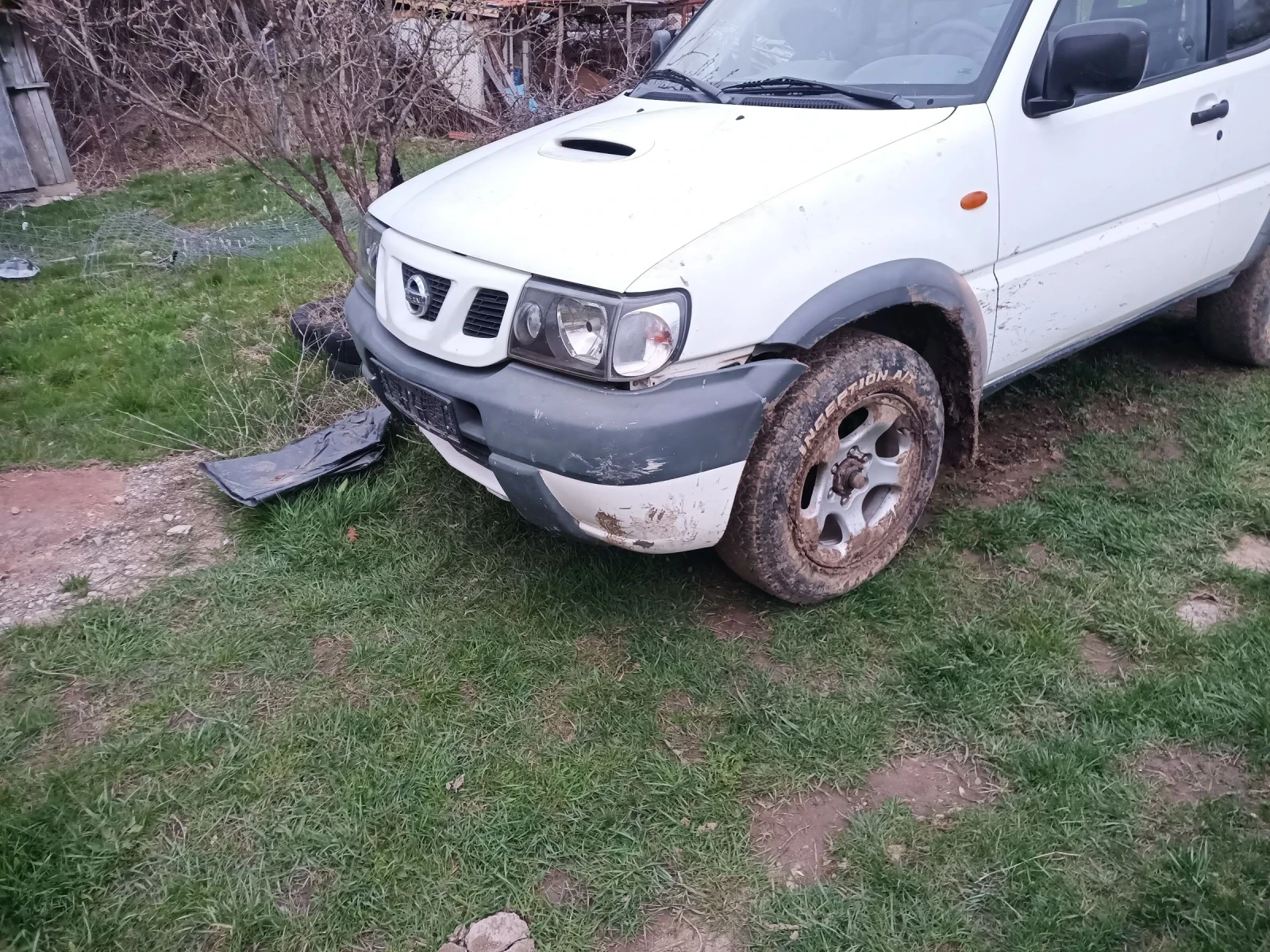 Nissan Terrano 2.7 TDI, снимка 8 - Автомобили и джипове - 54208039