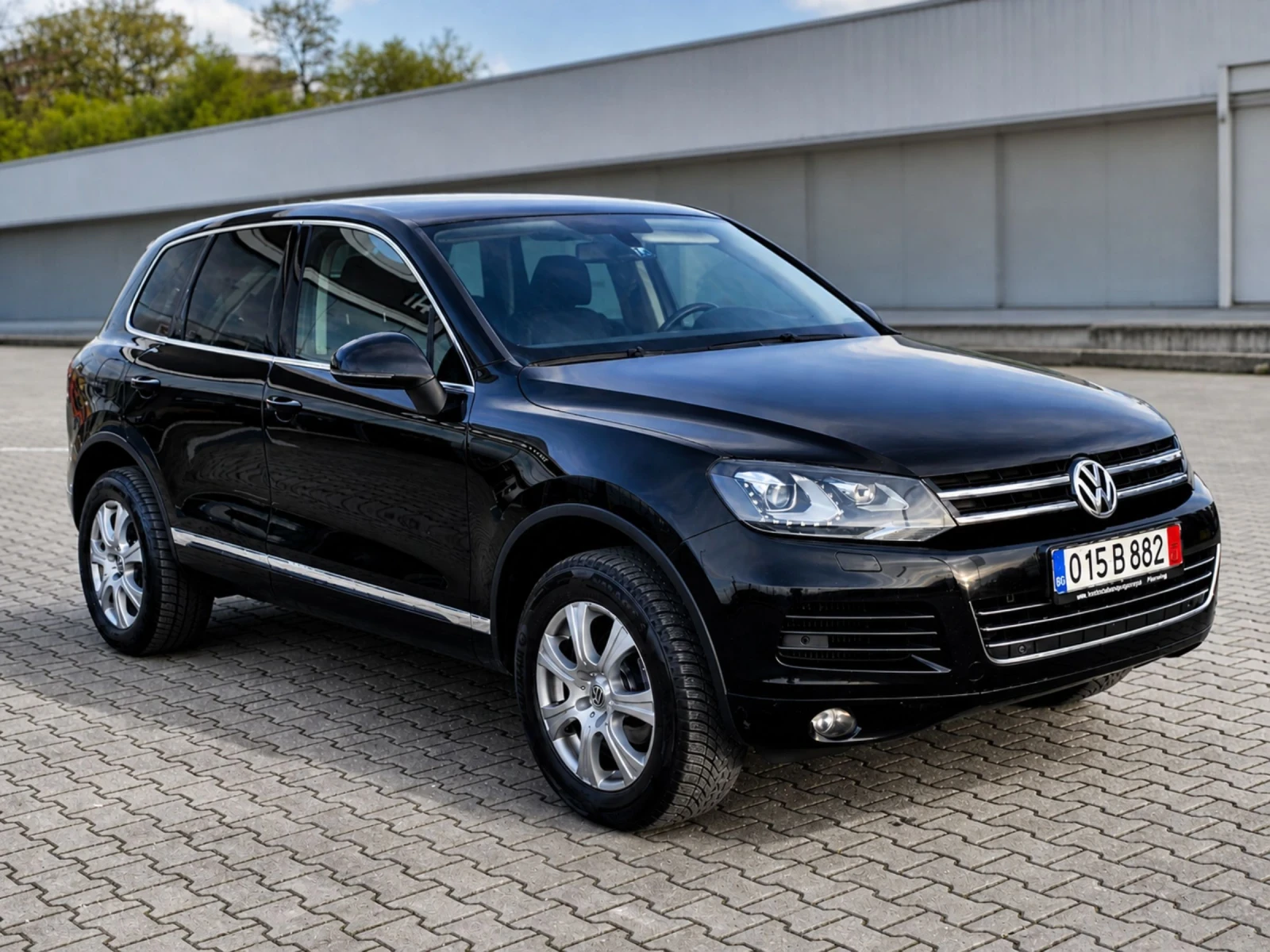 VW Touareg 3.0TDI/4X4/NAVI/, снимка 2 - Автомобили и джипове - 54416805