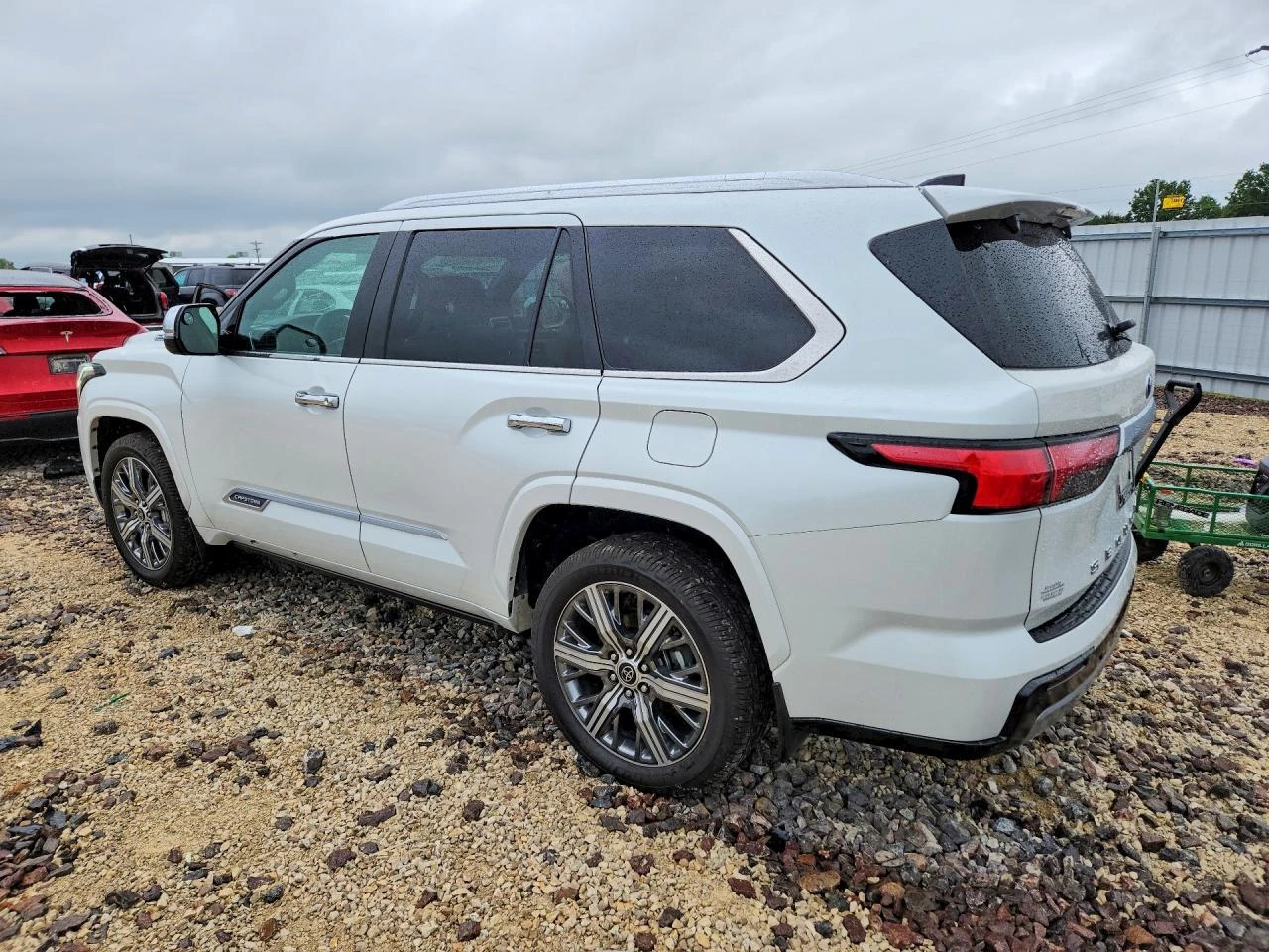 Други Друг Toyota Seqouia, снимка 2 - Автомобили и джипове - 55074186