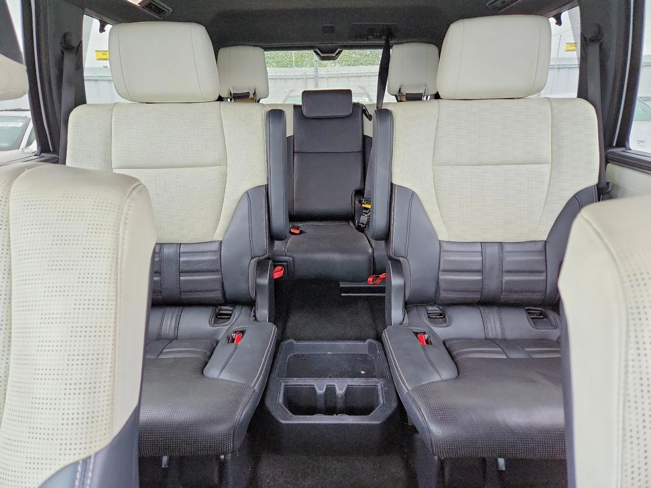 Други Друг Toyota Seqouia, снимка 10 - Автомобили и джипове - 55074186