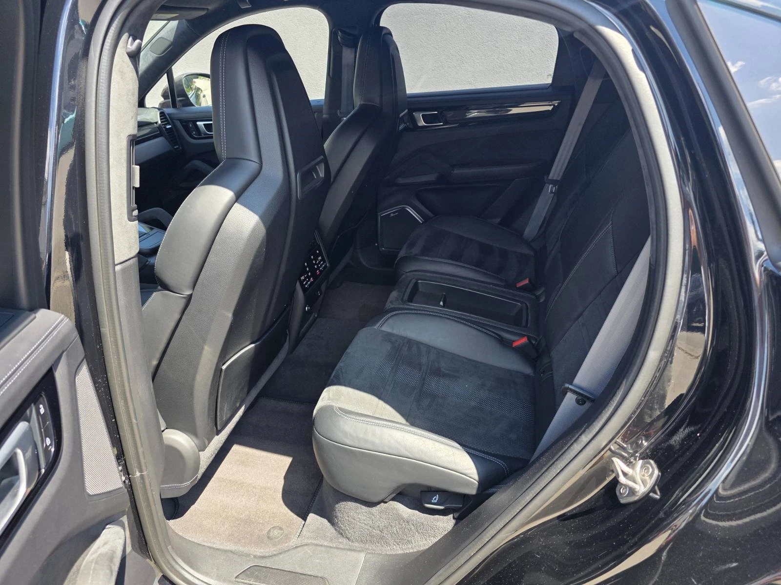 Porsche Cayenne TURBO GT CARBON/CERAMIC, снимка 17 - Автомобили и джипове - 55202005