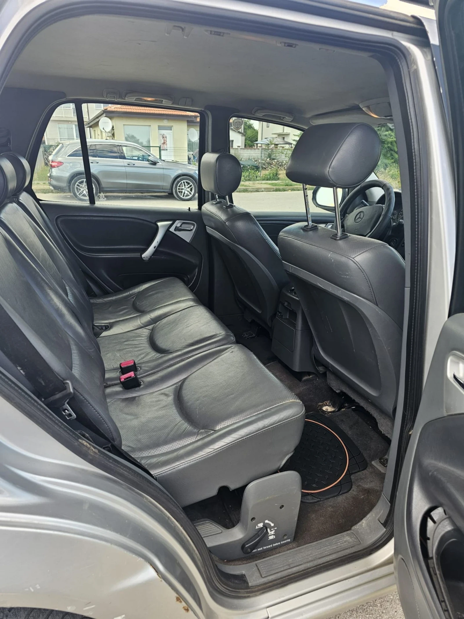 Mercedes-Benz ML 320, снимка 5 - Автомобили и джипове - 55330825