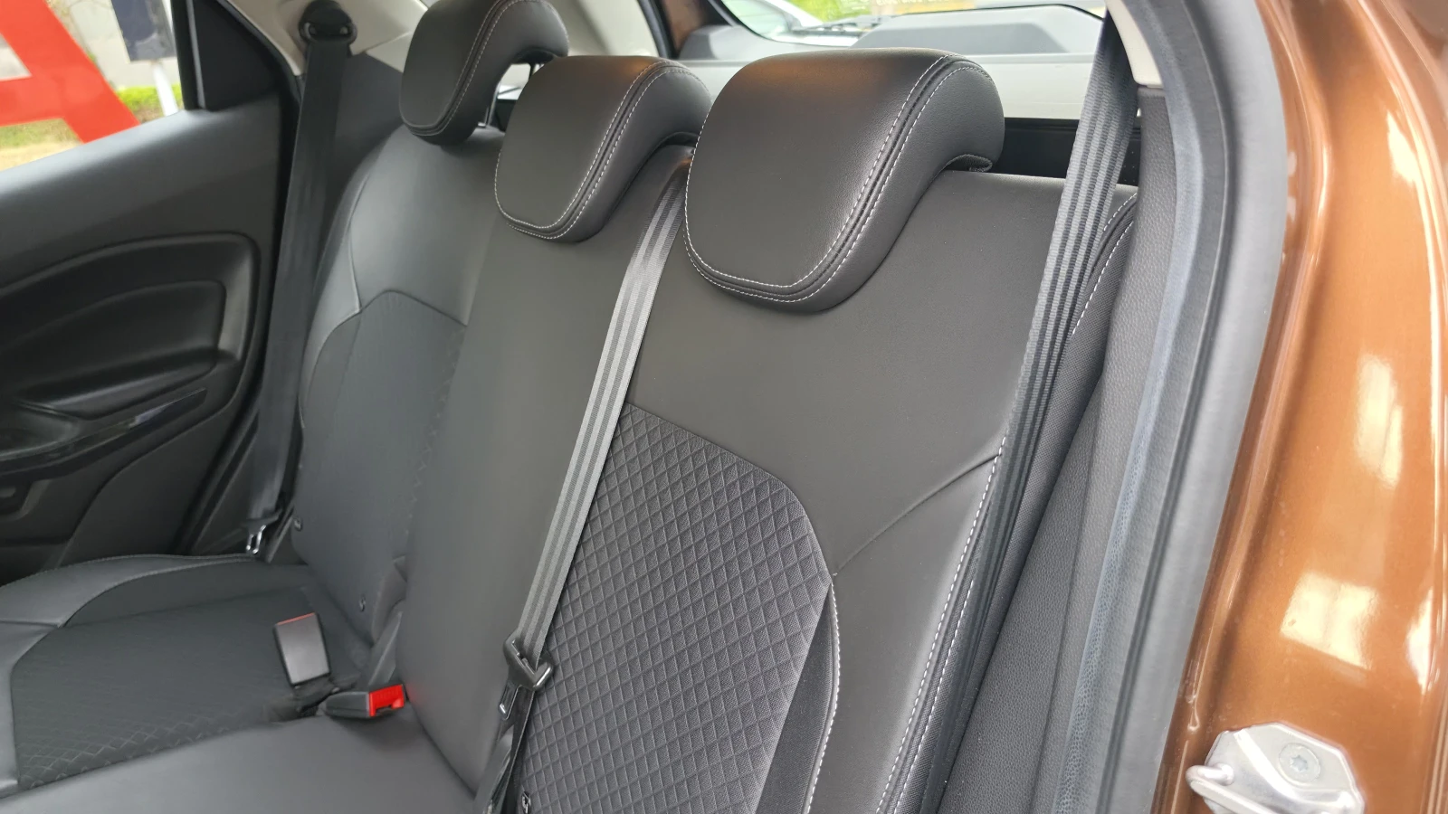 Ford EcoSport, снимка 9 - Автомобили и джипове - 55980725