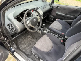 Honda Jazz 1.4 83к.с всички екстри за модела , снимка 11