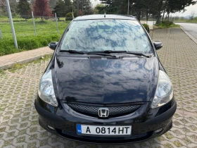 Honda Jazz 1.4 83к.с всички екстри за модела , снимка 9