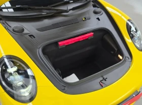Porsche 911 CARRERA 4 GTS 991 | RACING YELLOW, снимка 7
