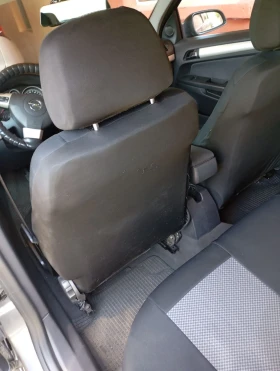 Opel Astra H 1.9CDTI, снимка 9