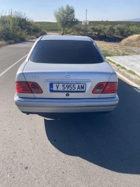 Mercedes-Benz E 250, снимка 2