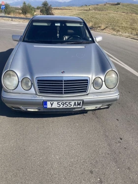 Mercedes-Benz E 250, снимка 4