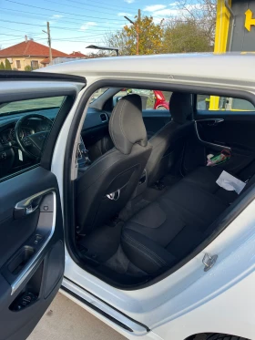 Volvo V60 D3 2.0 , снимка 6