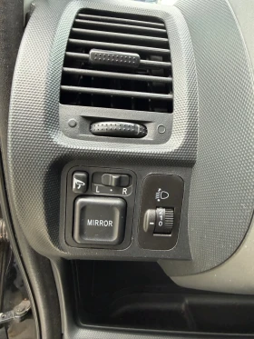 Honda Jazz 1.4 83к.с всички екстри за модела  | Auto.bg — изображение 15