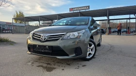 ������ Toyota Avensis
