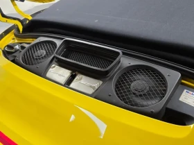 Porsche 911 CARRERA 4 GTS 991 | RACING YELLOW | Auto.bg — изображение 6
