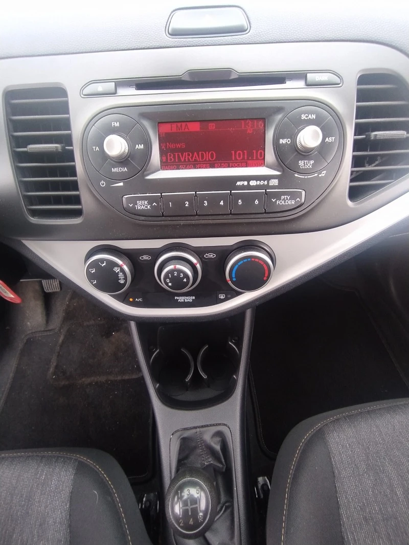 Kia Picanto 1.0i/Swiss, снимка 10 - Автомобили и джипове - 47052242