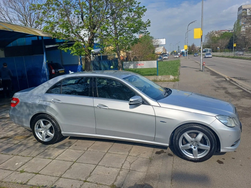 Mercedes-Benz E 200, снимка 4 - Автомобили и джипове - 47071725