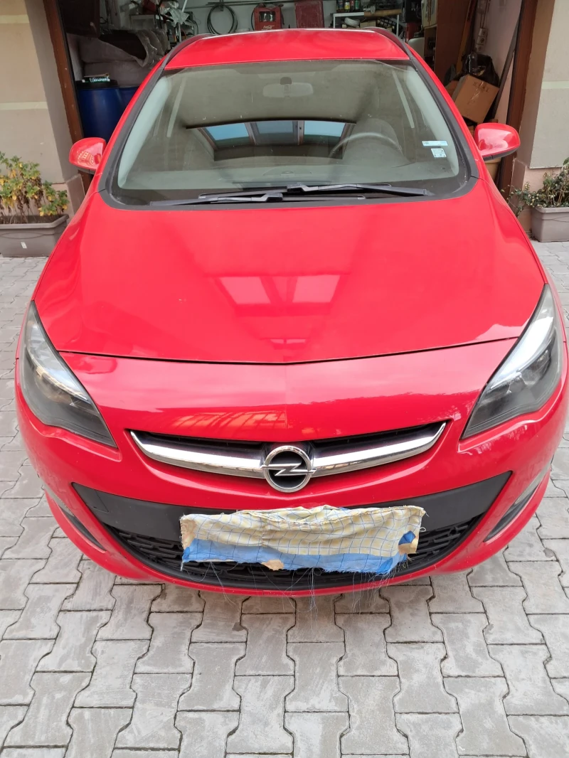 Opel Astra, снимка 1 - Автомобили и джипове - 48349045