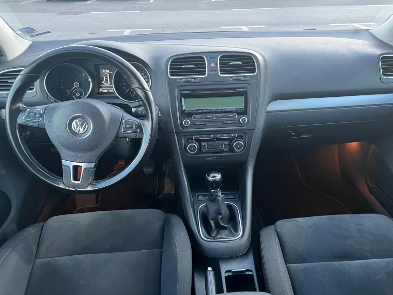 VW Golf 1.4 TSI Highline, снимка 10 - Автомобили и джипове - 49082500