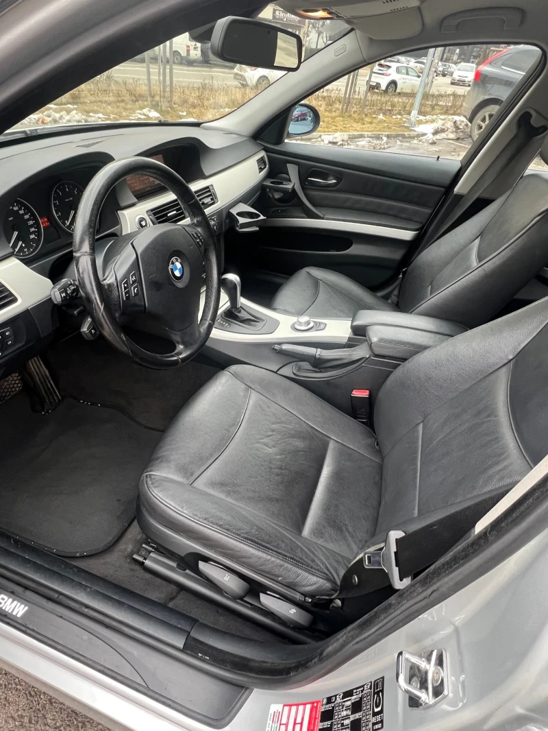 BMW 325 XI * SWISS* , снимка 11 - Автомобили и джипове - 49579710