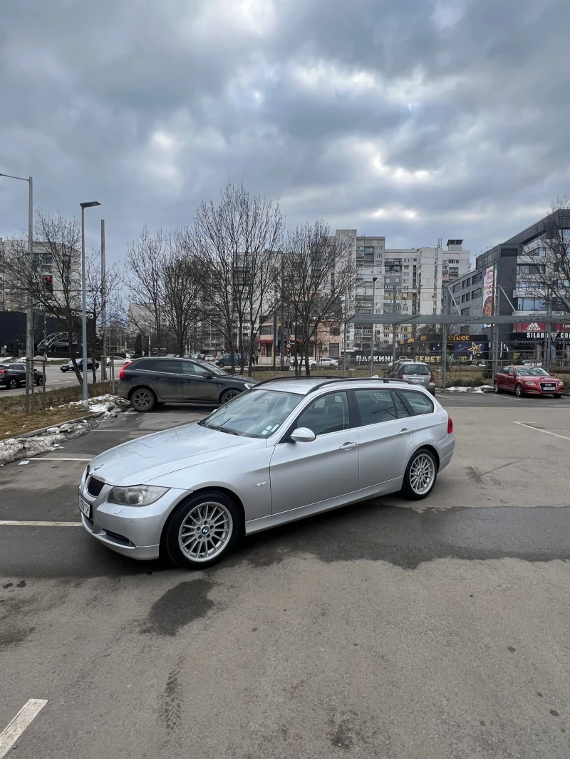 BMW 325 XI * SWISS* , снимка 1 - Автомобили и джипове - 49579710