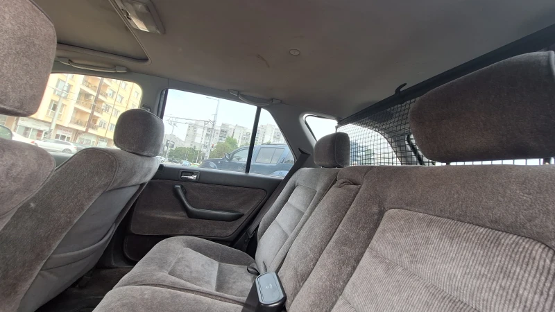 Honda Accord Aerodeck/Комби, снимка 13 - Автомобили и джипове - 50275387