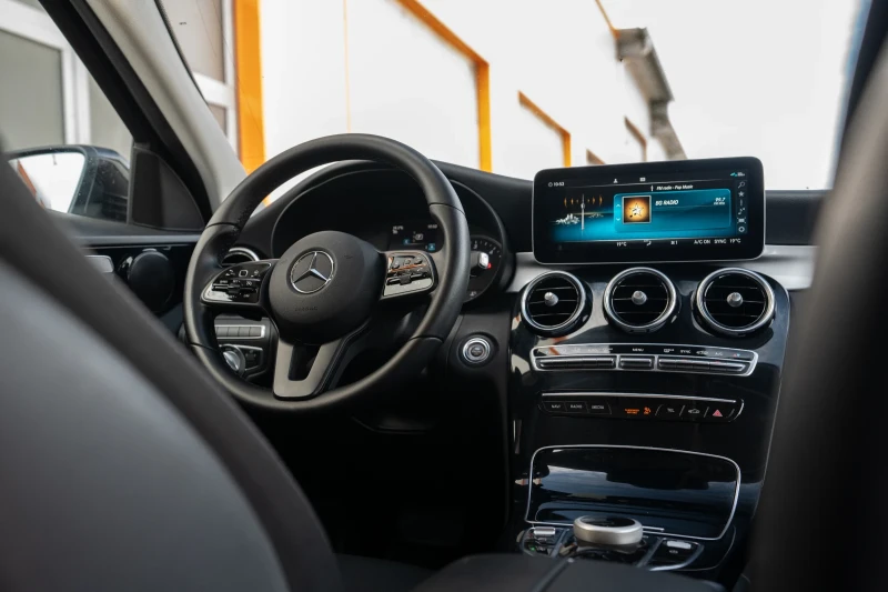 Mercedes-Benz C 220 d 9G* LED* NAVI* CAMERA* DIST.PLUS* , снимка 15 - Автомобили и джипове - 51894087