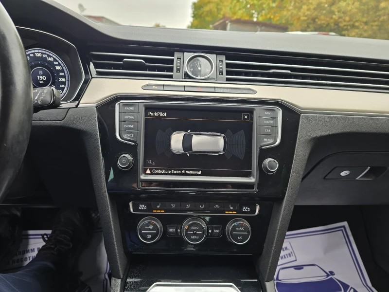VW Passat 2.0TDI 150к.с DIGITAL Топ състояние , снимка 16 - Автомобили и джипове - 52086613