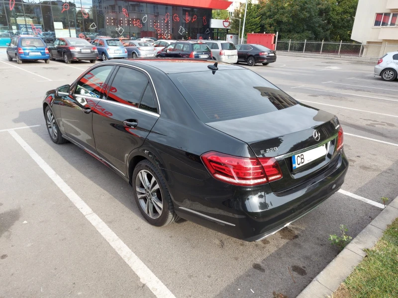Mercedes-Benz E 220 BlueTEC 9G-Tronic, снимка 7 - Автомобили и джипове - 52568116