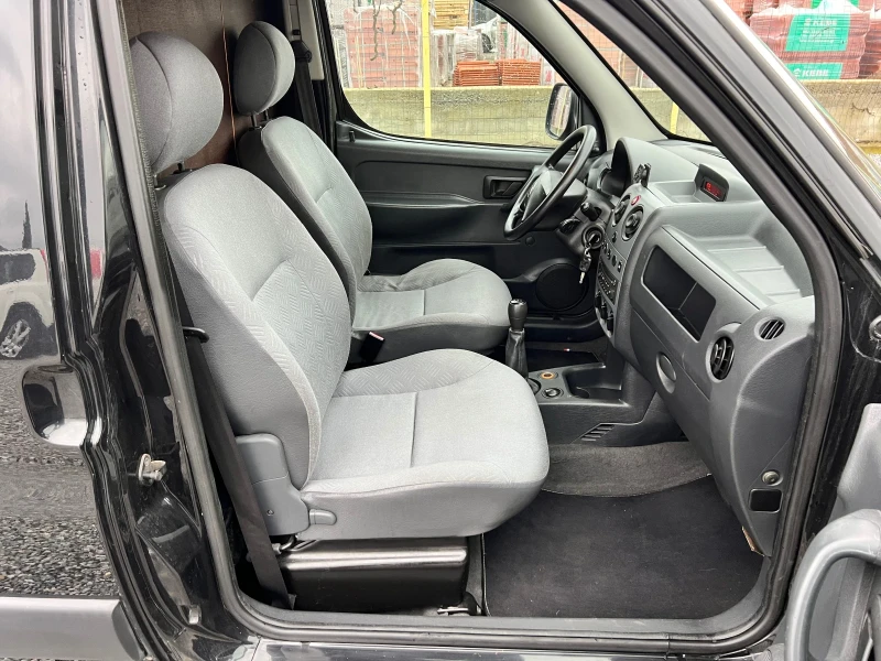 Citroen Berlingo 1.6 hdi , снимка 11 - Автомобили и джипове - 52595853