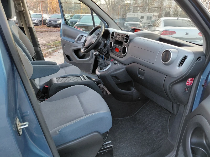 Citroen Berlingo 1.6-БЕНЗИН, снимка 8 - Автомобили и джипове - 52850729