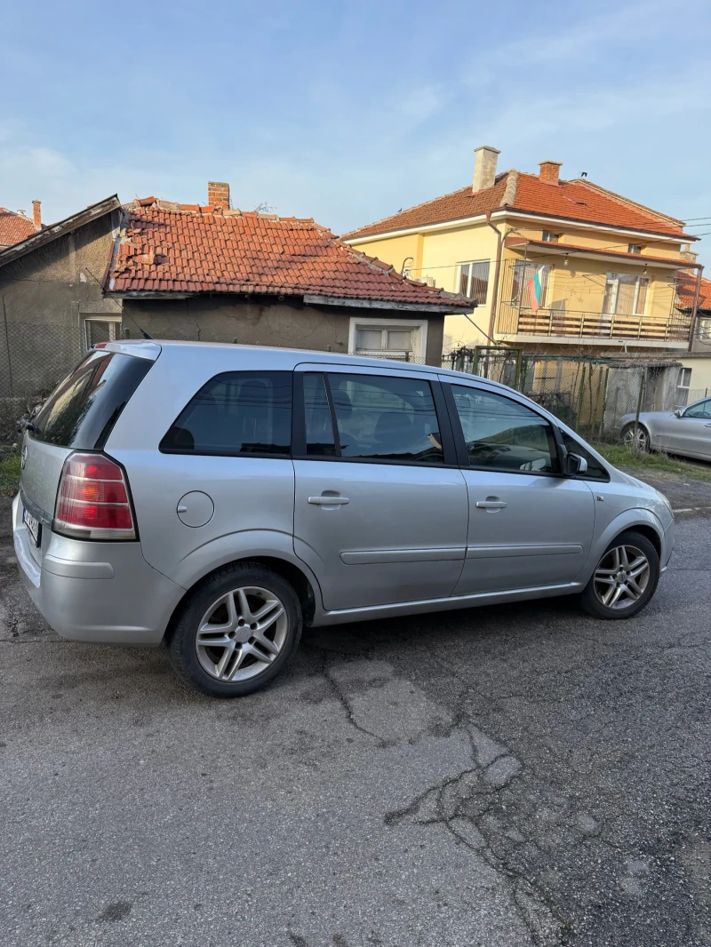 Opel Zafira, снимка 4 - Автомобили и джипове - 52868032
