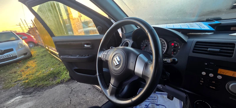 Suzuki Swift 1.3 БЕНЗИН ВЕРИГА, снимка 12 - Автомобили и джипове - 53255958