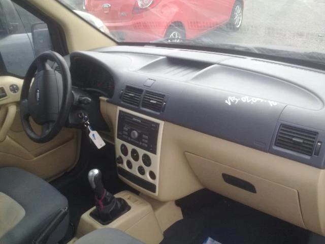 Ford Connect 1.8 TDCI, снимка 7 - Автомобили и джипове - 48320101