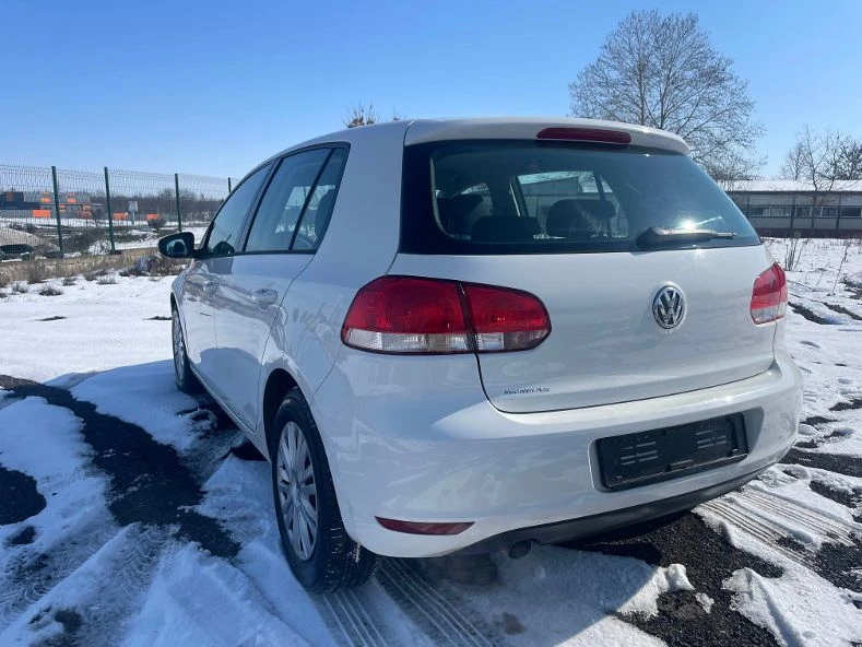 VW Golf 1.6TDI, снимка 3 - Автомобили и джипове - 49221219