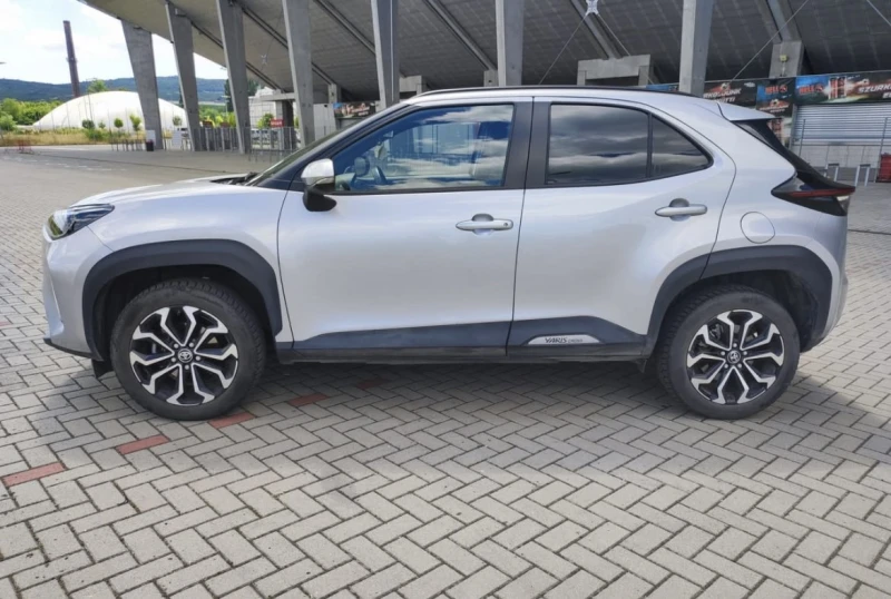Toyota Yaris Cross 1.5 Hybrid - 27000 лв. - 56964652 1