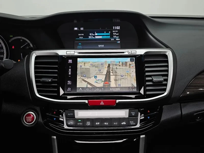 Honda Accord 2.4 9GEN TOP, снимка 11 - Автомобили и джипове - 55441121