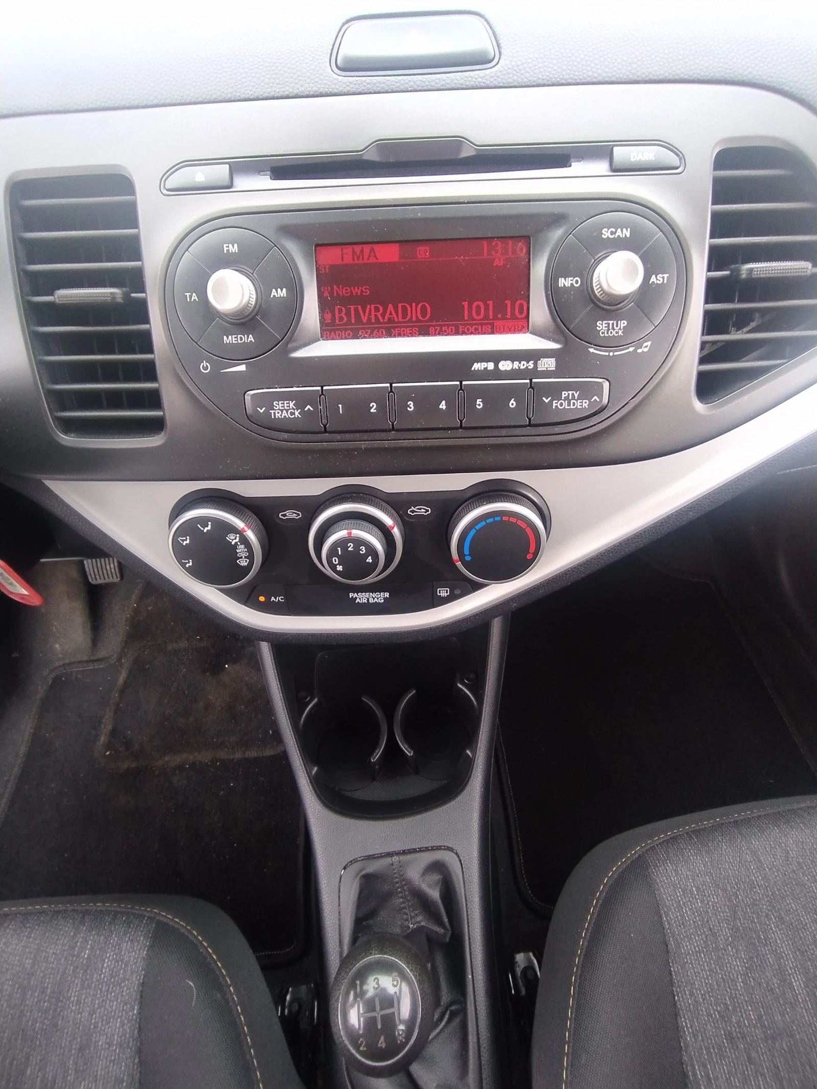 Kia Picanto 1.0i/Swiss - изображение 10