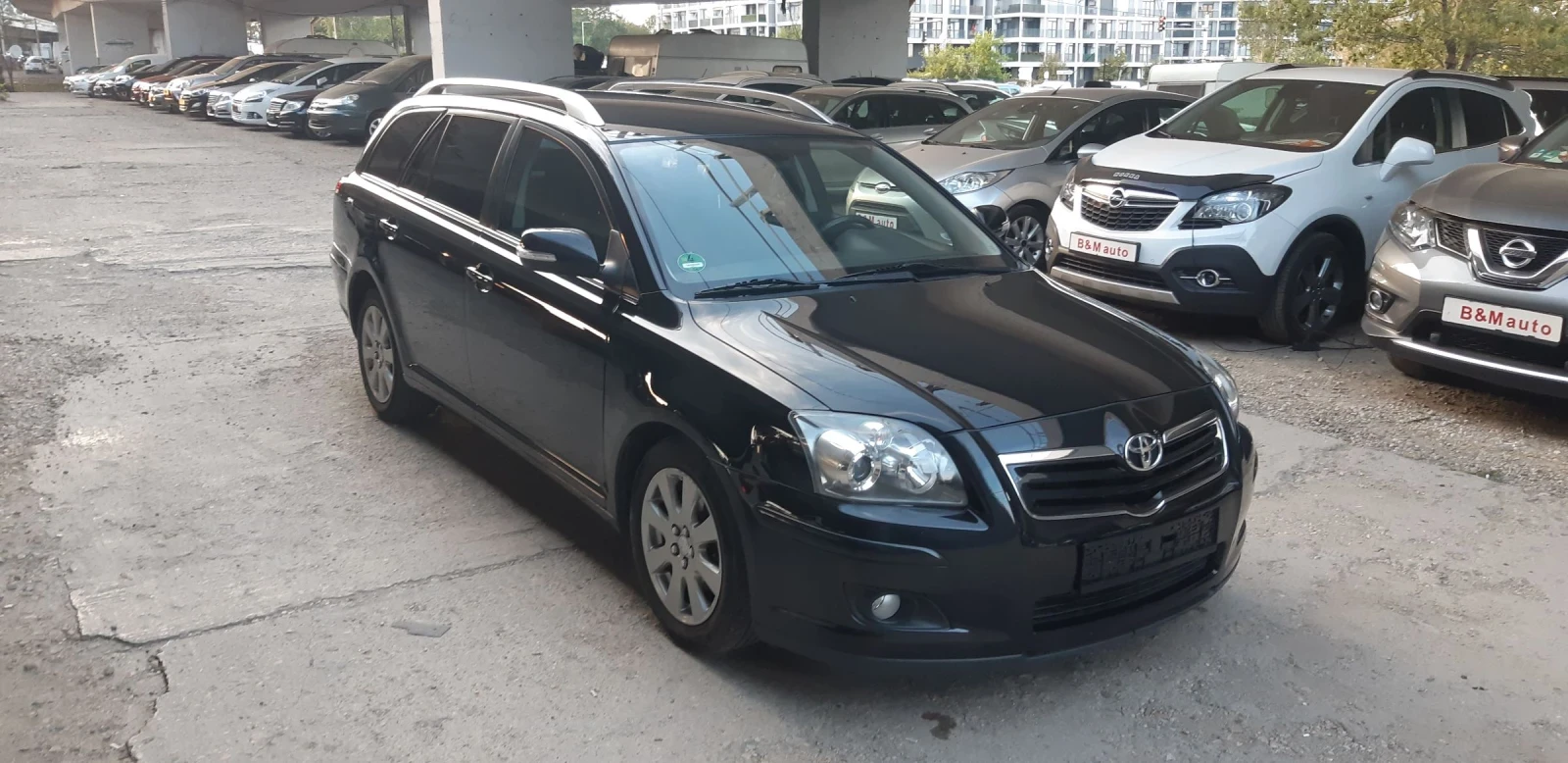 Toyota Avensis 1.8 Бензин 129 кс - [1] 