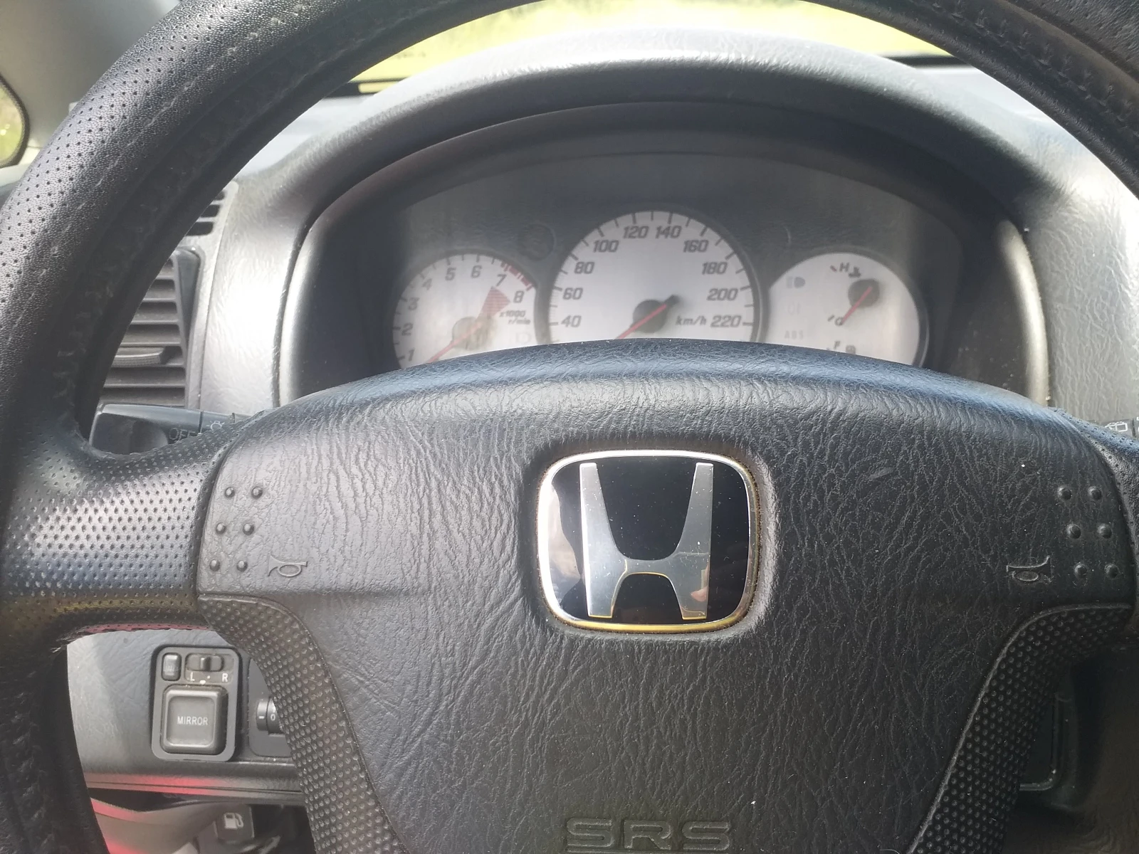 Honda Stream  - изображение 4