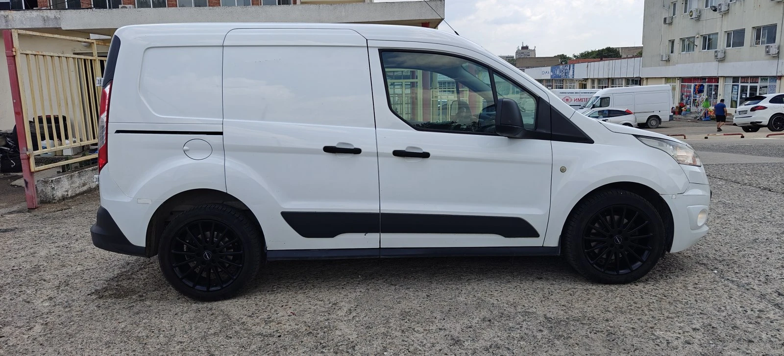 Ford Connect 1.6D15г.Обслужен - изображение 8